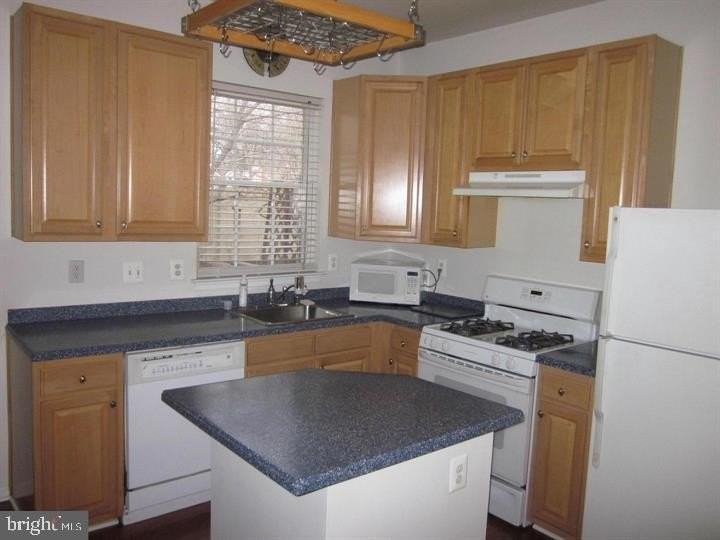 635 Baystone Ct - Photo 5 of 17