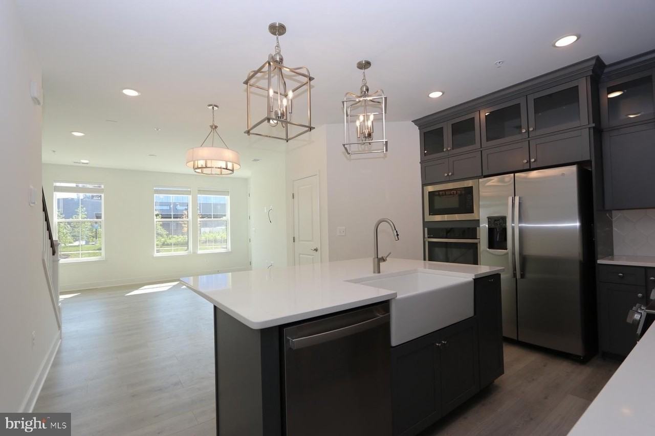 2512A W Peninsula Dr - Photo 2 of 11