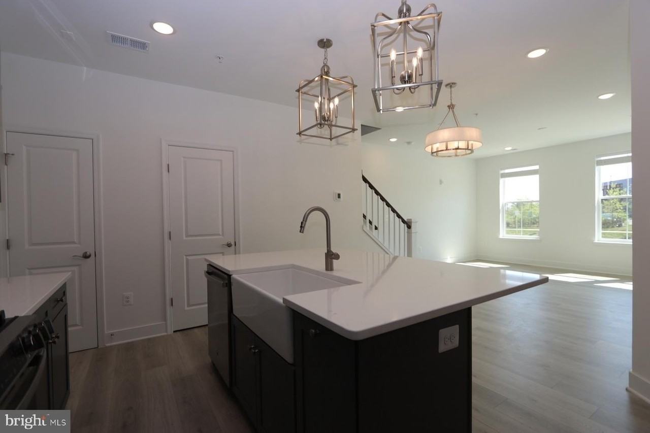 2512A W Peninsula Dr - Photo 4 of 11