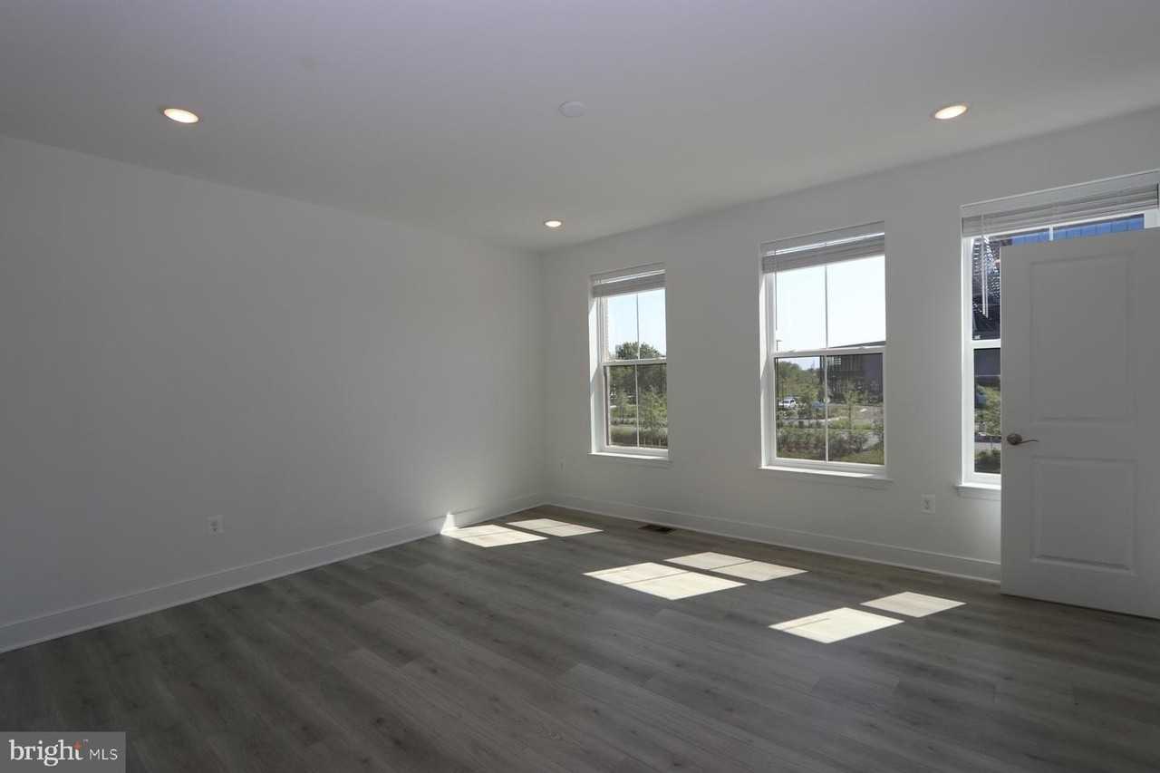 2512A W Peninsula Dr - Photo 5 of 11