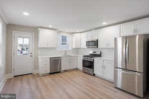 featured image of 809 N Providence Rd