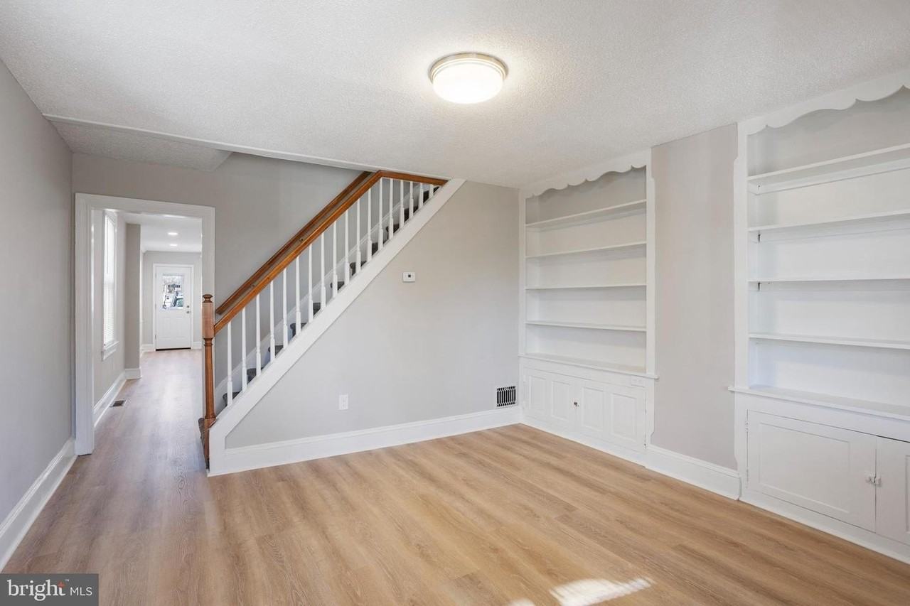 809 N Providence Rd - Photo 4 of 15