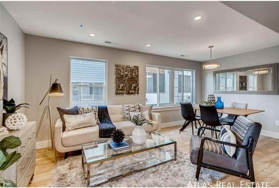 88 Galapago St - Photo 4 of 22