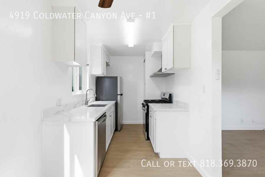 4919 Coldwater Canyon Ave #1 - Photo 4 of 15