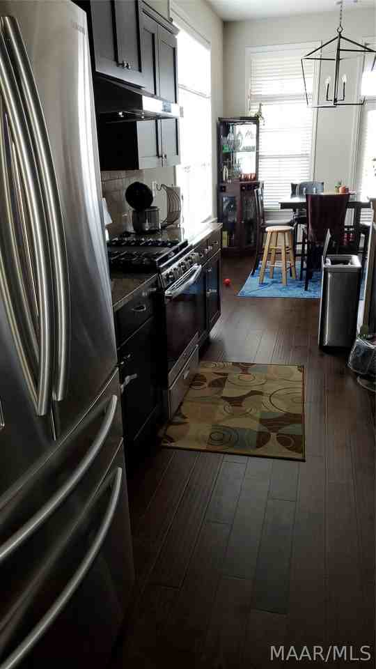 8863 Broderick St - Photo 5 of 21