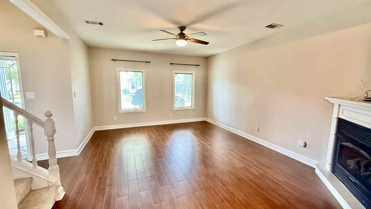 184 Marrakesh Cir - Photo 6 of 34