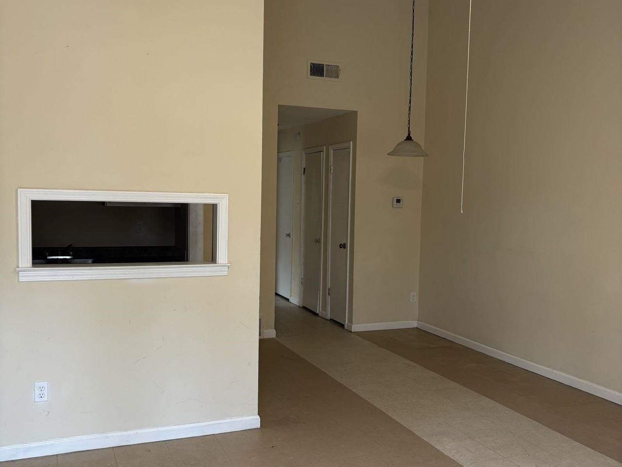 643 Mcwhirter Ave - Photo 2 of 7