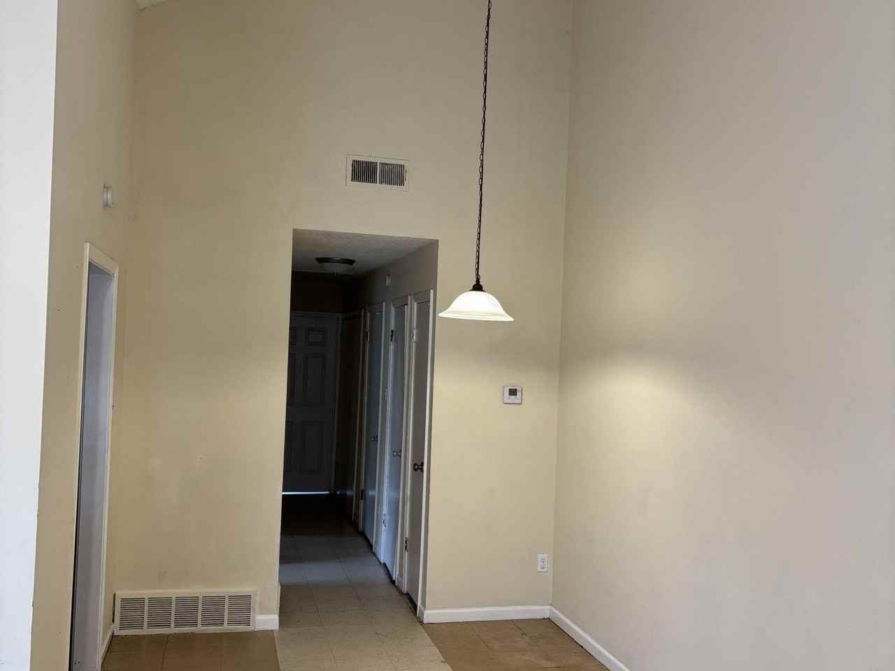 643 Mcwhirter Ave - Photo 5 of 7