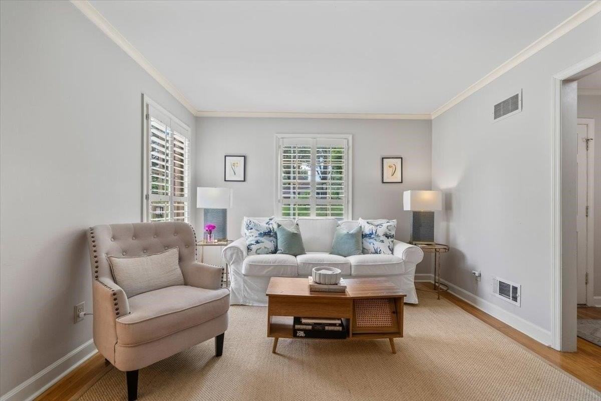 5081 Rich Rd - Photo 7 of 24