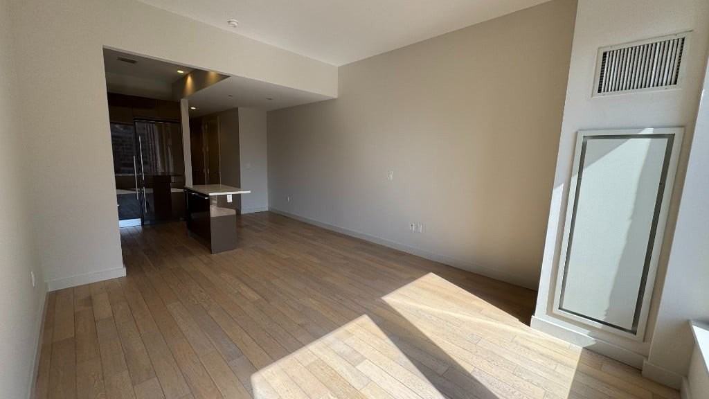 75 Wall St #32E - Photo 4 of 14