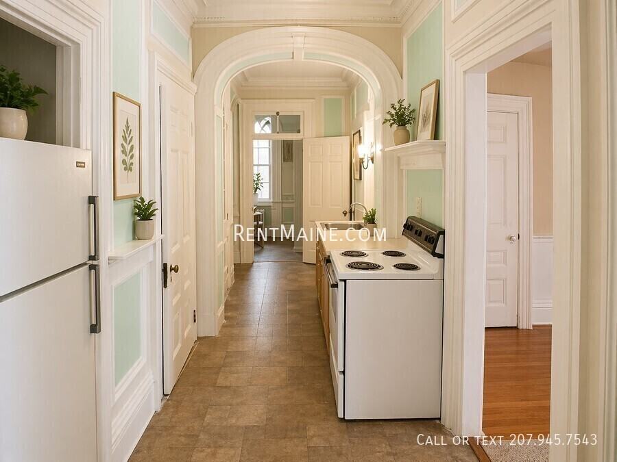 97 97 Broadway Apt. #2 - Photo 2 of 10