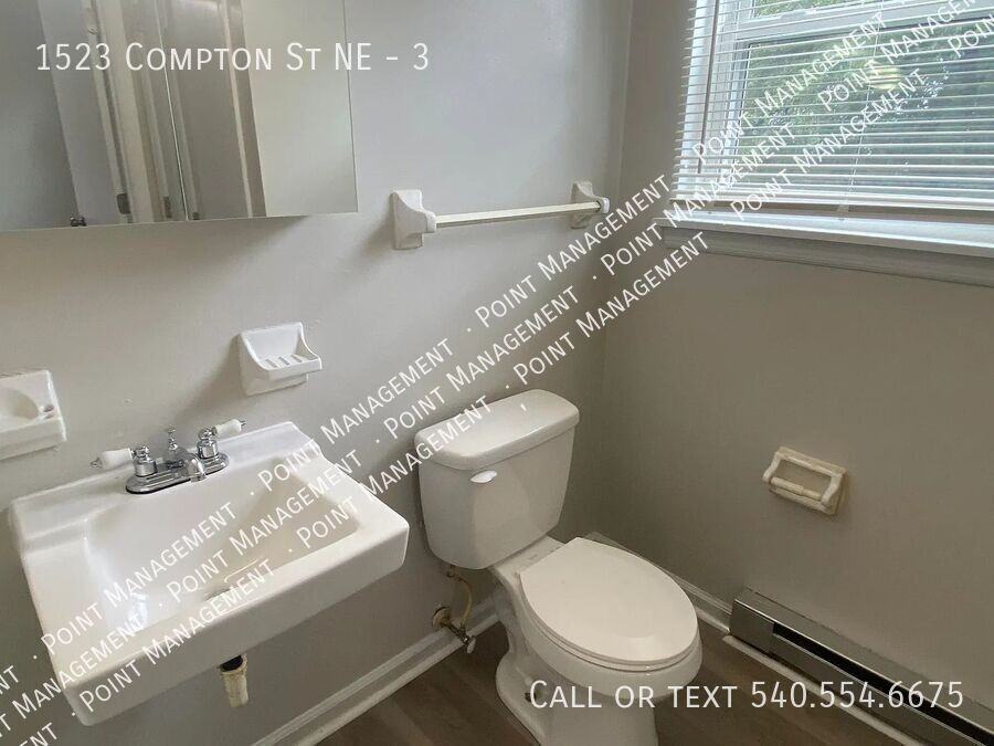 1523 Compton St Ne #3 - Photo 4 of 6