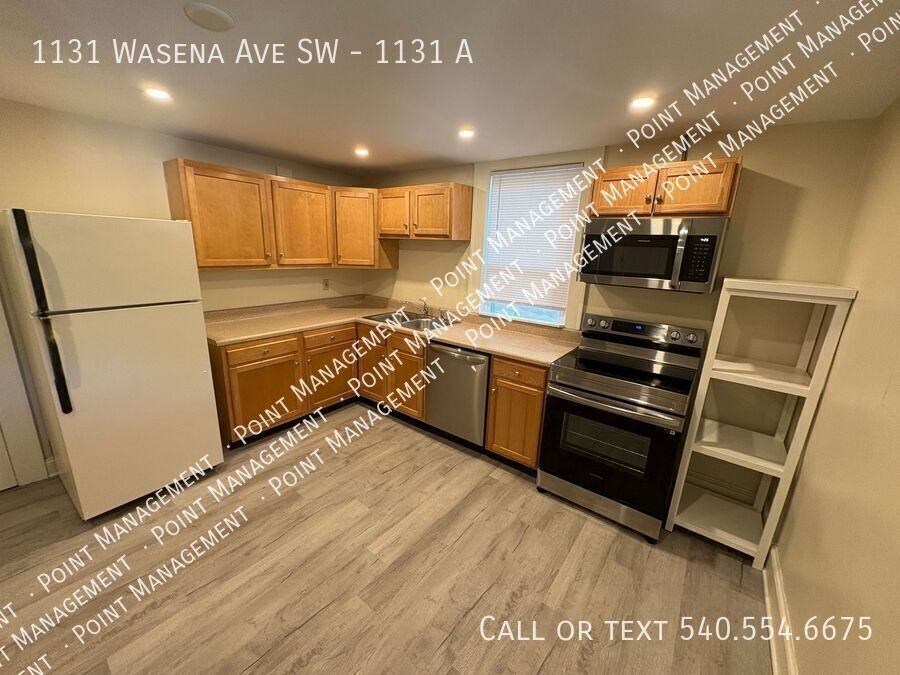 1131 Wasena Ave Sw #1131A - Photo 3 of 8