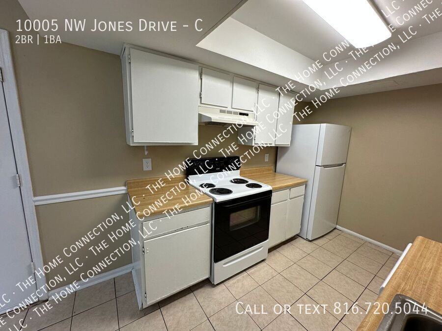 10005 Nw Jones Dr #C - Photo 3 of 11