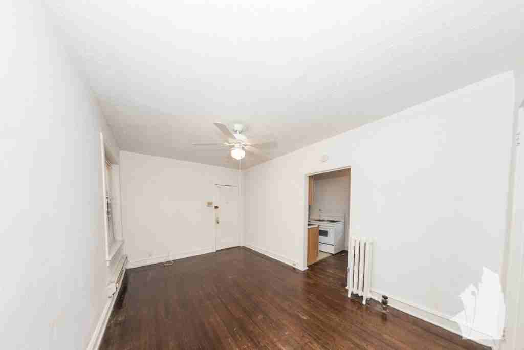 N Bissell St #1E - Photo 2 of 8