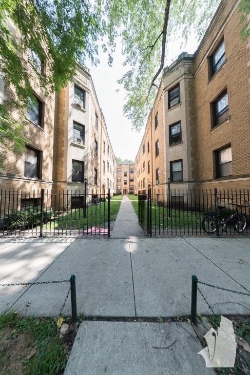 N Bissell St #1E - Photo 7 of 8