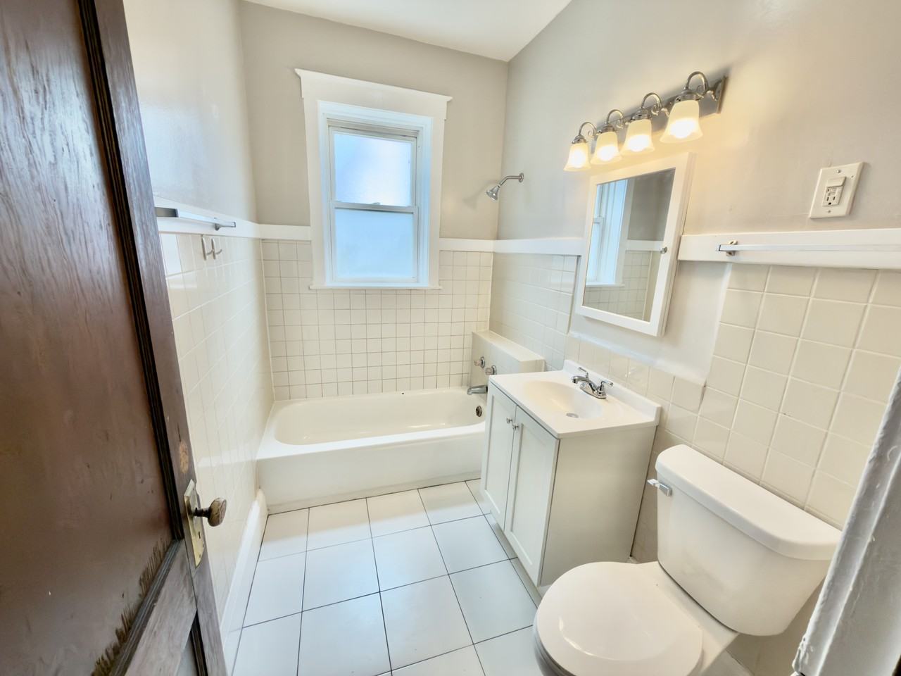 3239 W Cullom Ave #1 - Photo 7 of 8