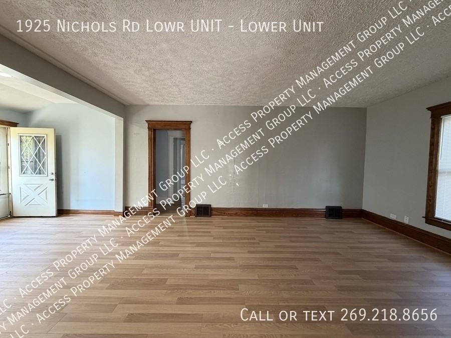 1925 Nichols Rd Lowr Unit - Photo 5 of 14