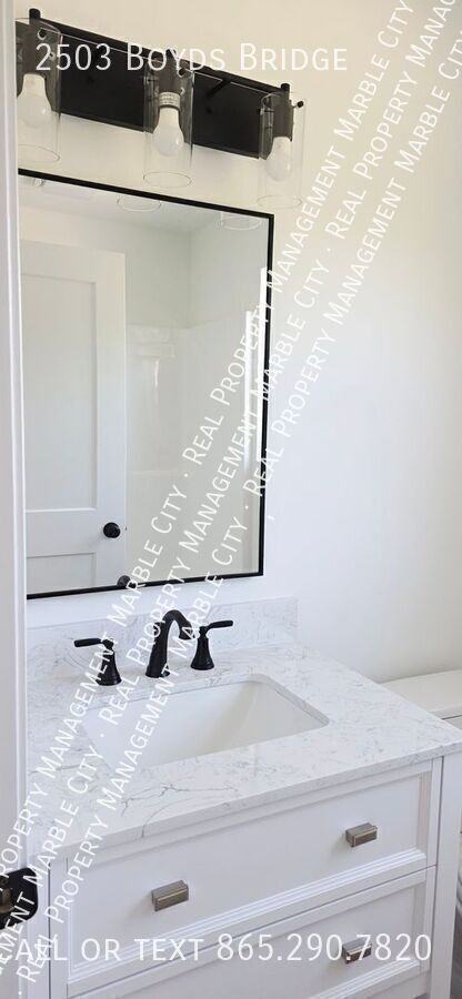 2503 Boyds Bridge Pike - Photo 5 of 12