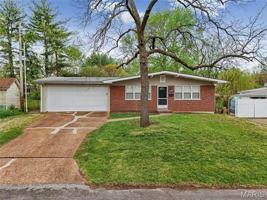 featured image of 2400 Bluegrass Ln