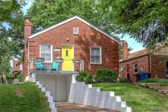 1437 Collins Ave - Photo 1 of 1