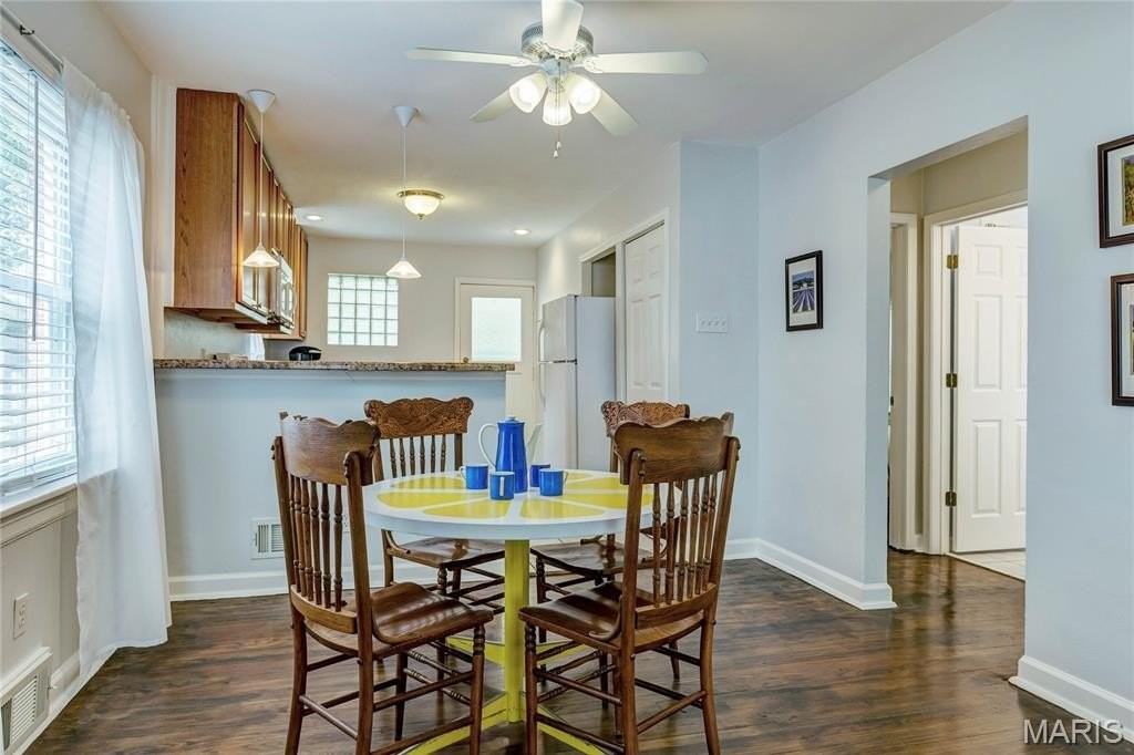 1437 Collins Ave - Photo 6 of 22