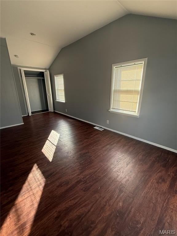 452 Bluff Dr - Photo 4 of 4