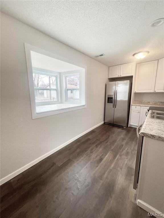 822 Arthur St - Photo 6 of 11