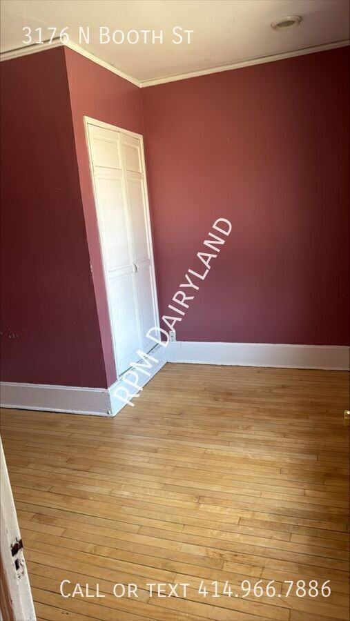 3176 N Booth St - Photo 2 of 8