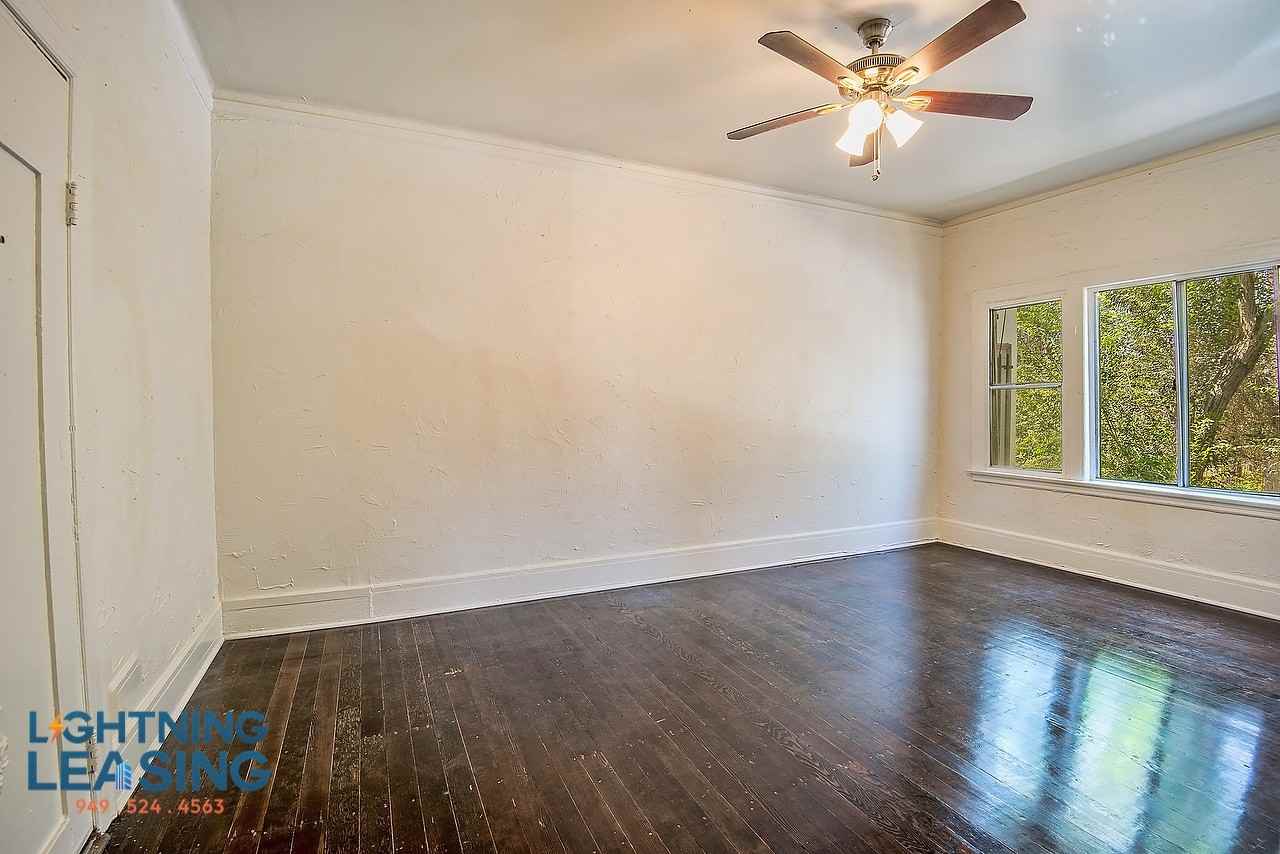 416 1/2 S Westlake Ave #109A - Photo 6 of 9