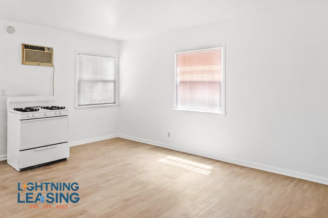 12805 Vanowen St #1 - Photo 2 of 10