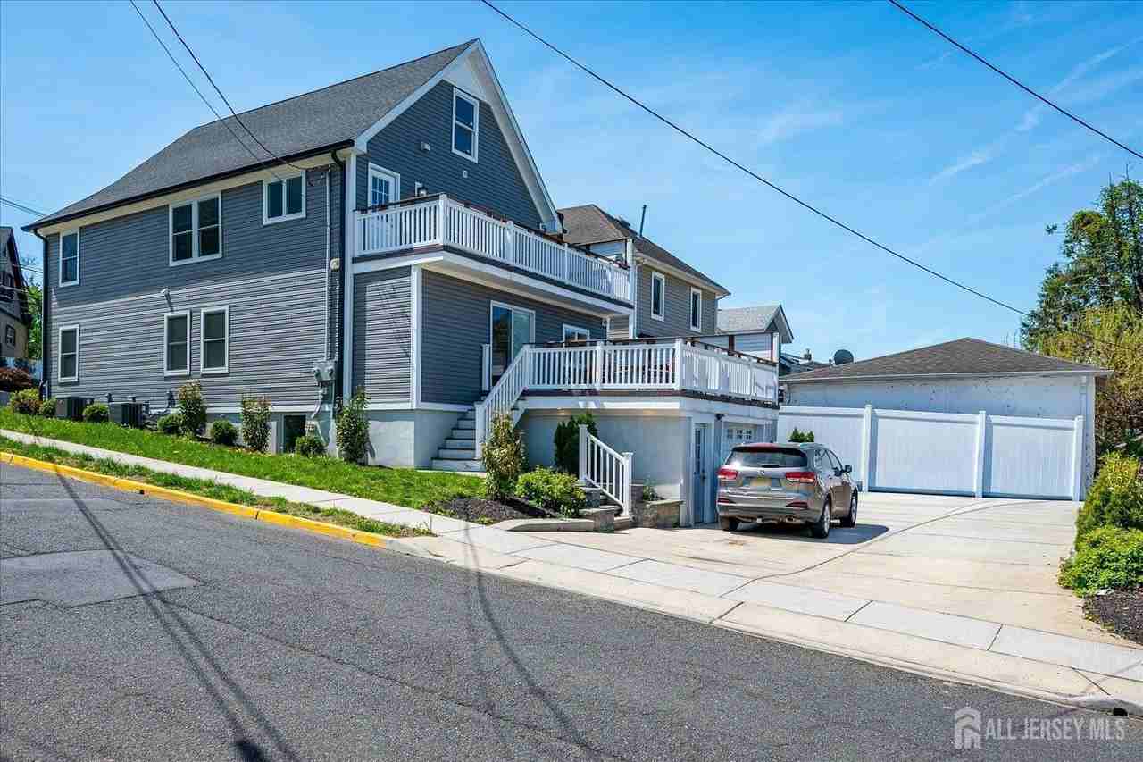 4 Wilcox Ave #B - Photo 4 of 22