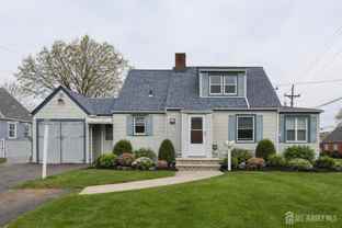 2 Mohawk Dr - Photo 1 of 1