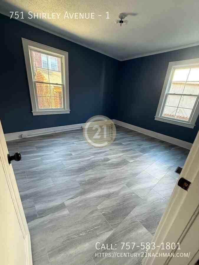 751 Shirley Ave #1 - Photo 6 of 9