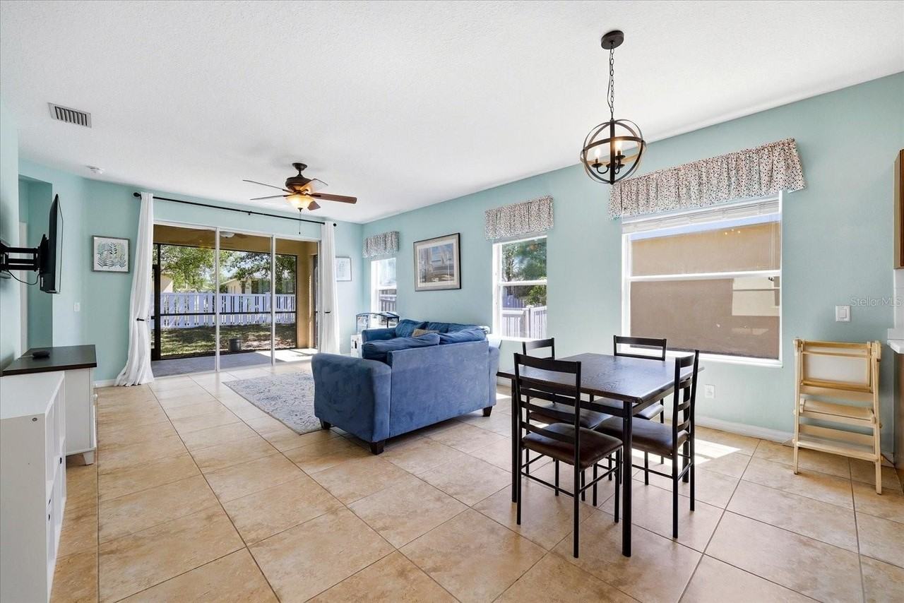 4905 Boston Common Gln - Photo 5 of 31