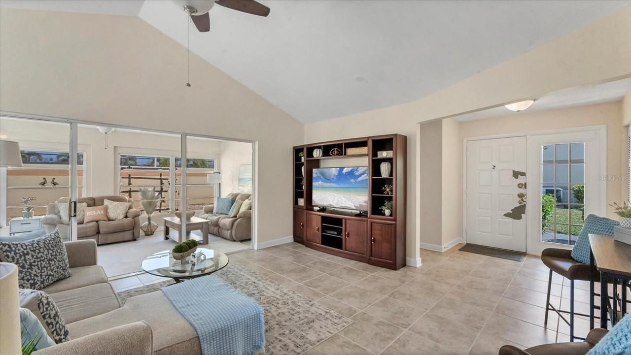 3613 57th Avenue Dr W #3613 - Photo 3 of 36