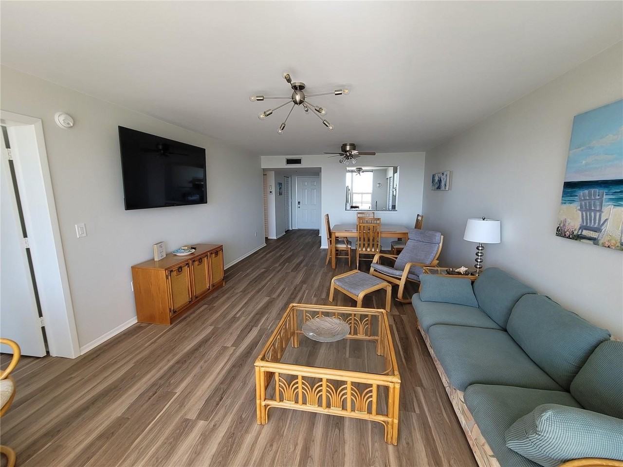 4460 Fairways Blvd #606 - Photo 4 of 37