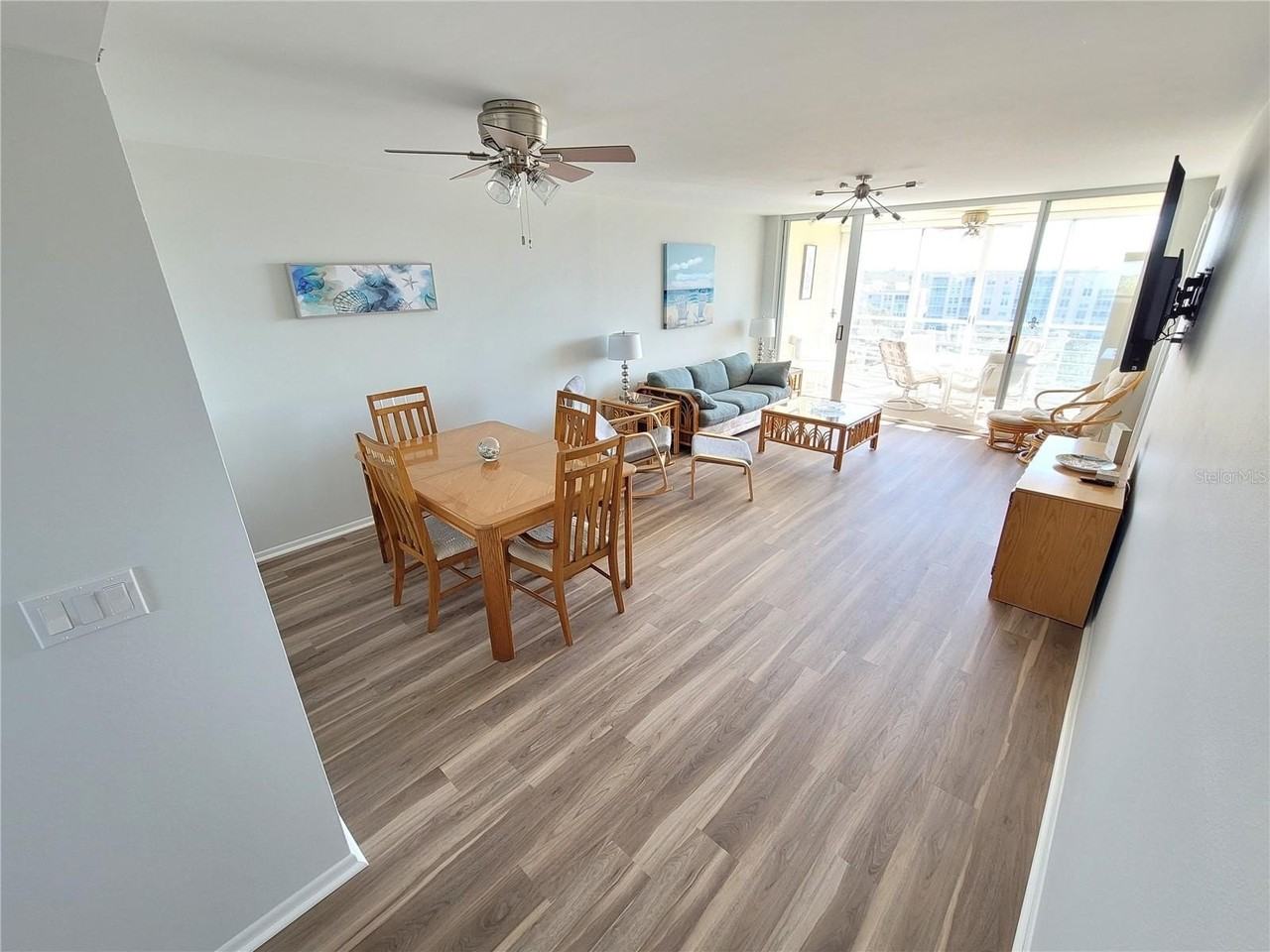 4460 Fairways Blvd #606 - Photo 7 of 37