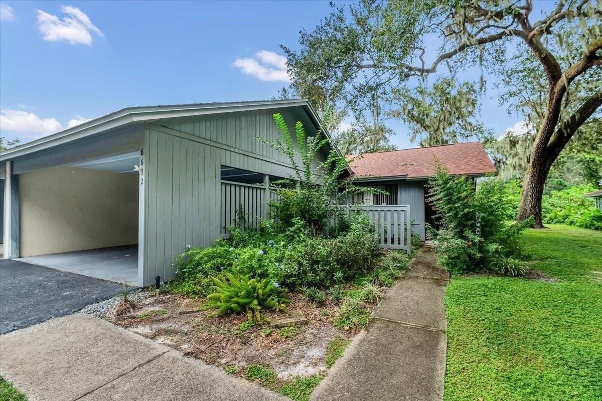 6632 Sweetbriar Ln - Photo 2 of 34