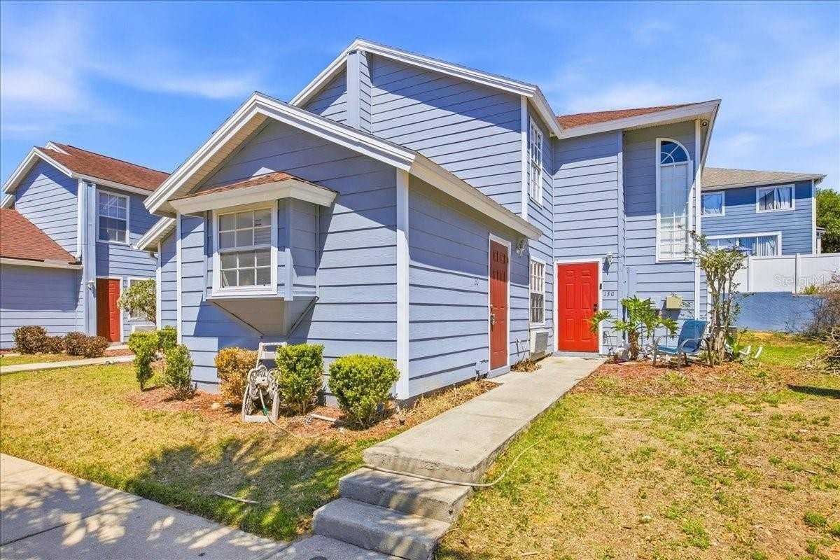 130 Coco Plum Dr - Photo 2 of 12