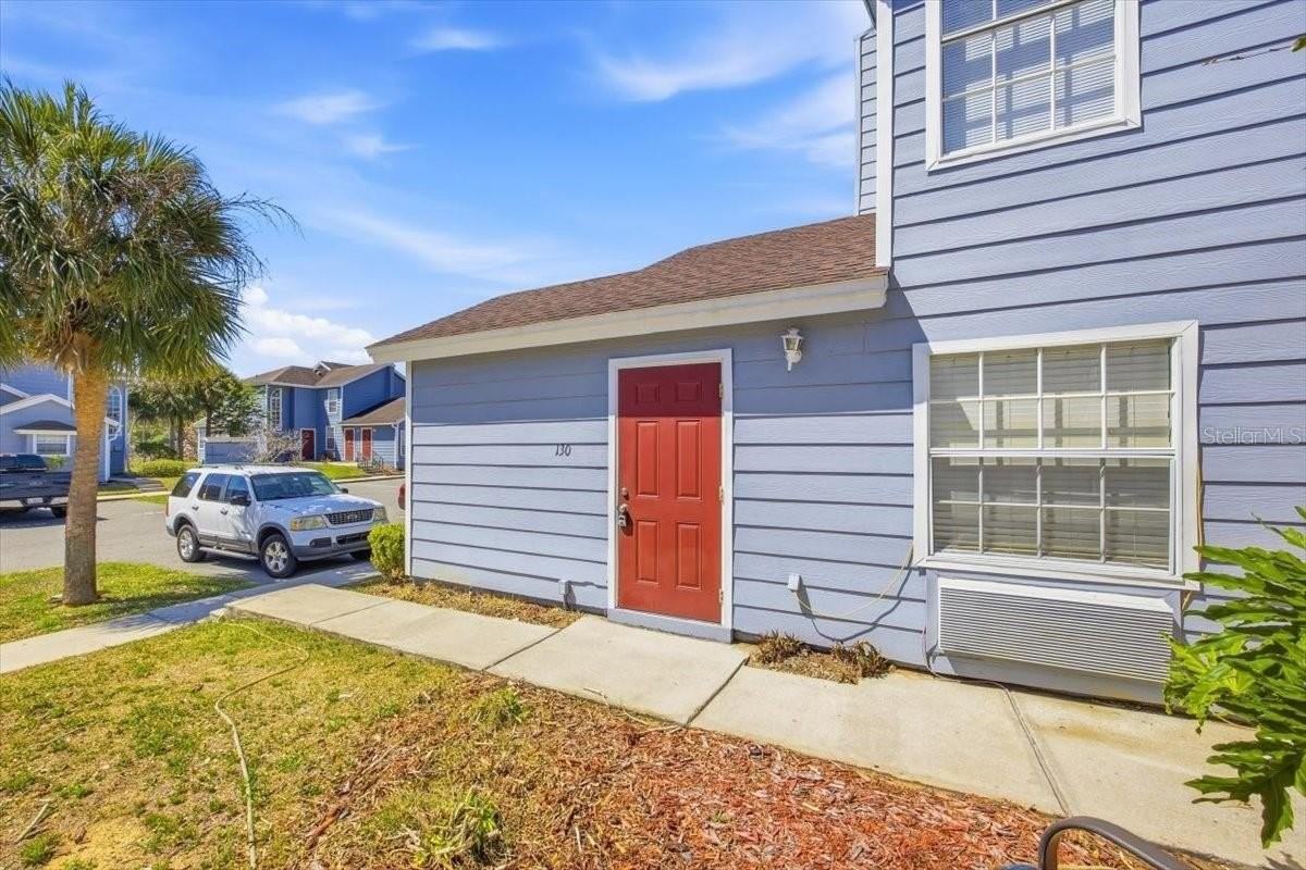 130 Coco Plum Dr - Photo 3 of 12