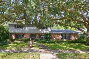 featured image of 1406 Magna Ct