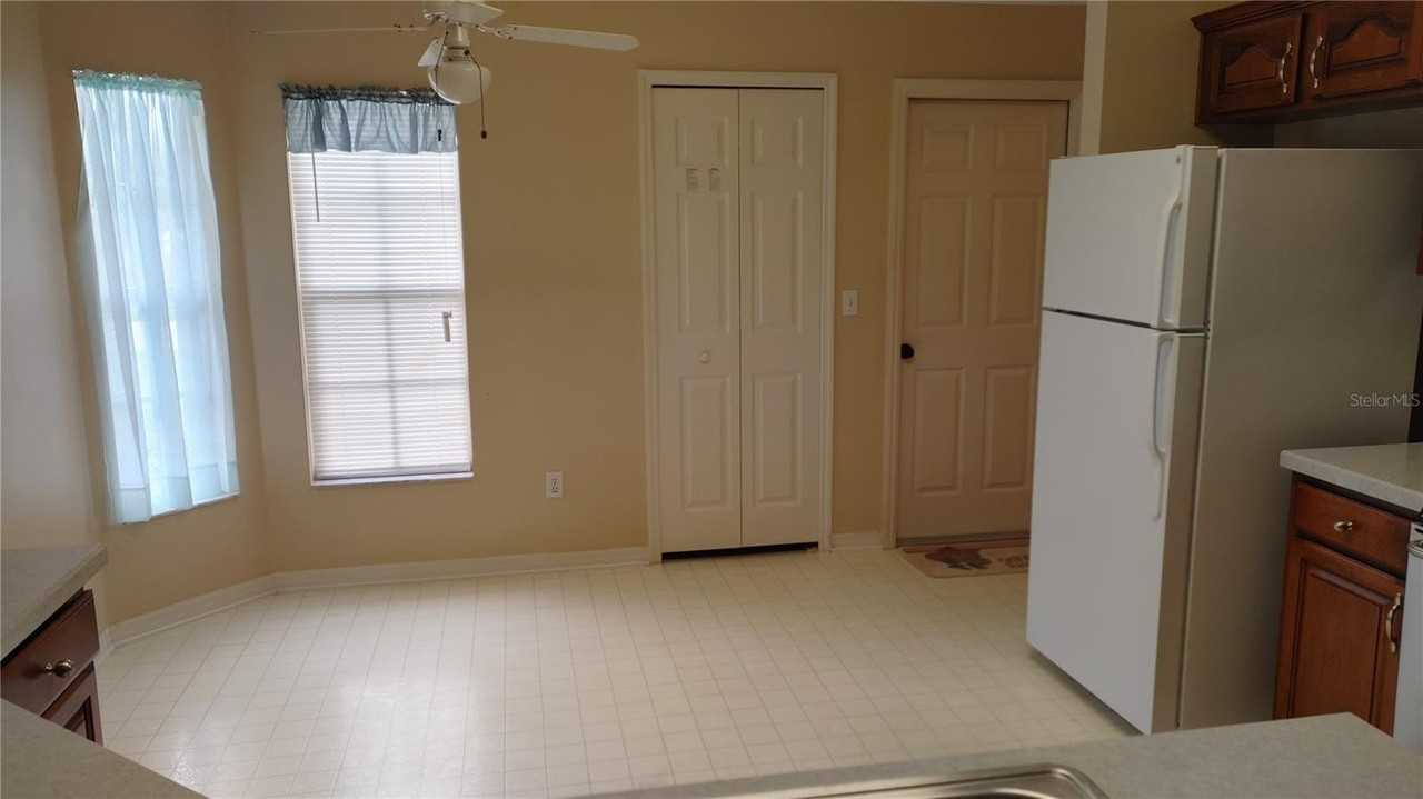 14413 N Greater Hills Blvd - Photo 4 of 31