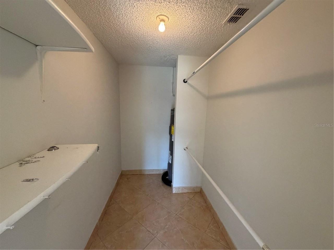 5225 Via Hacienda Cir #B115 - Photo 6 of 11