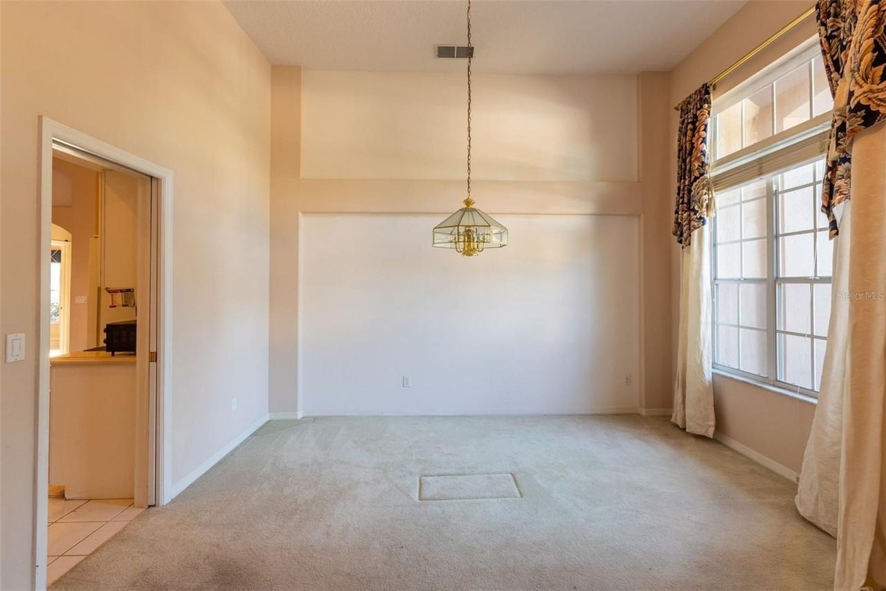 497 Pickfair Ter - Photo 7 of 50