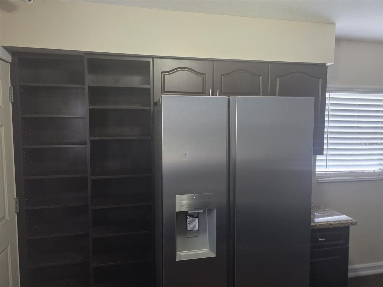 603 Citrus Ave - Photo 6 of 10