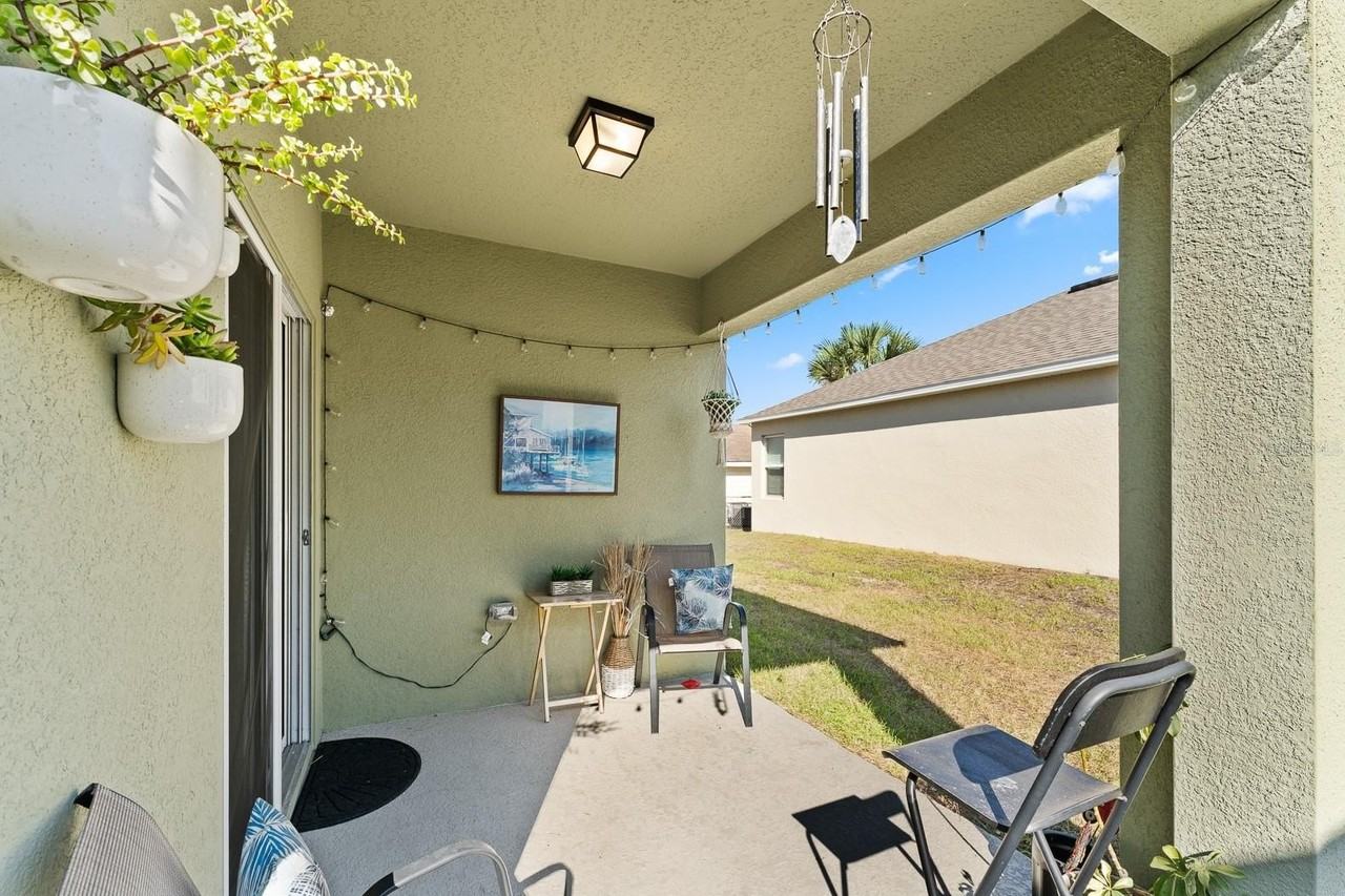 242 E Main St - Photo 5 of 27