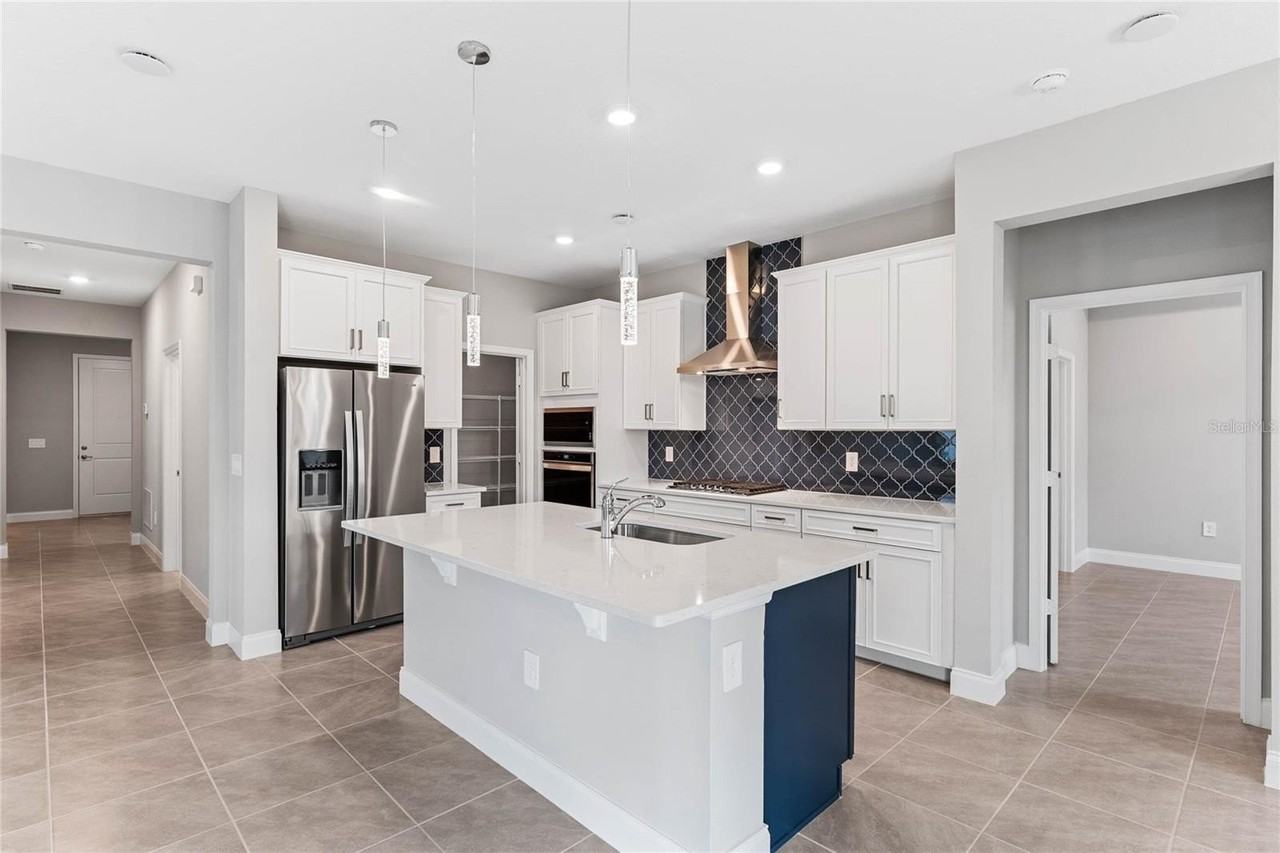 851 Vineyard Ridge Rd - Photo 5 of 13