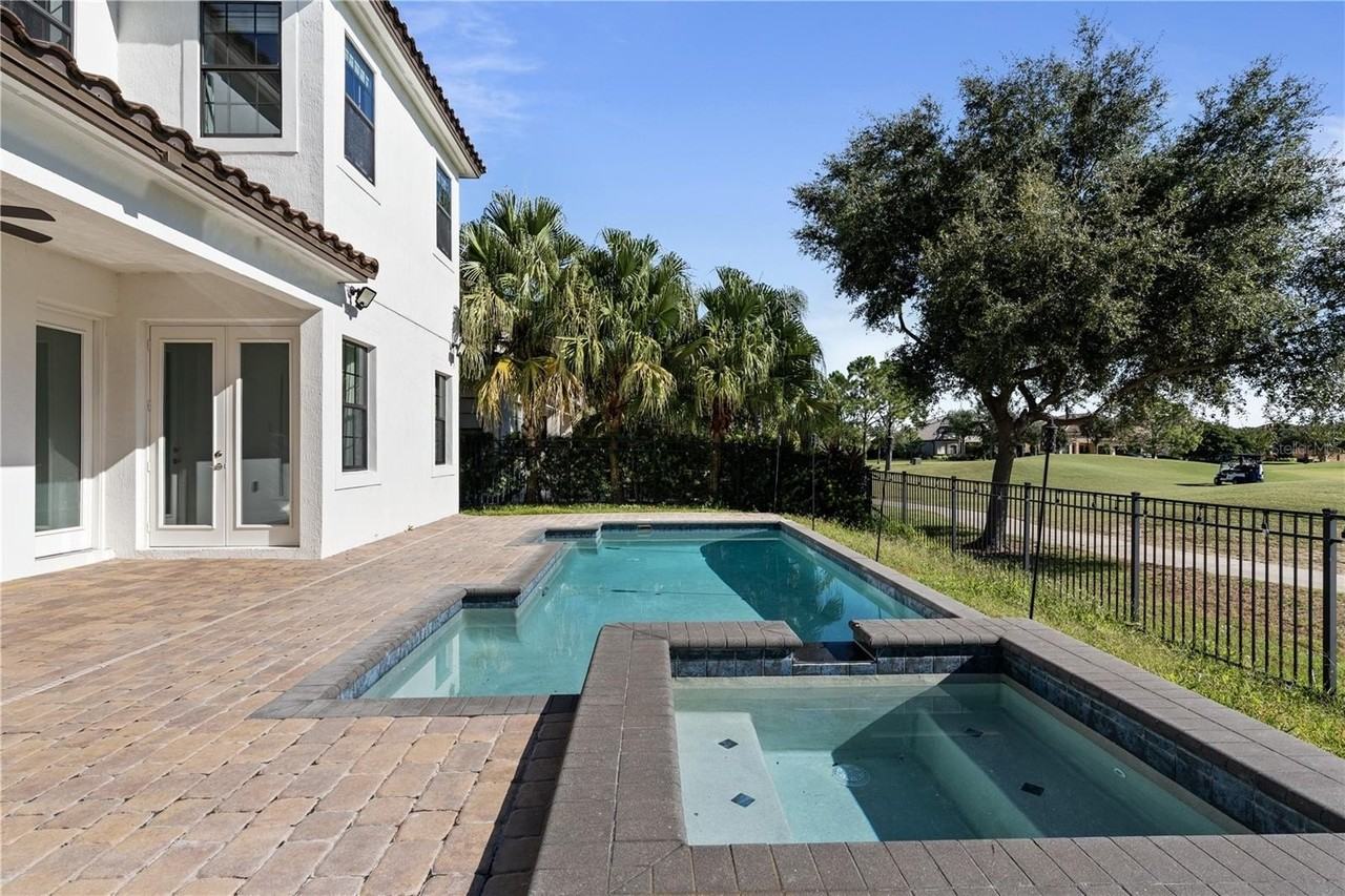 13019 Woodford St - Photo 3 of 50