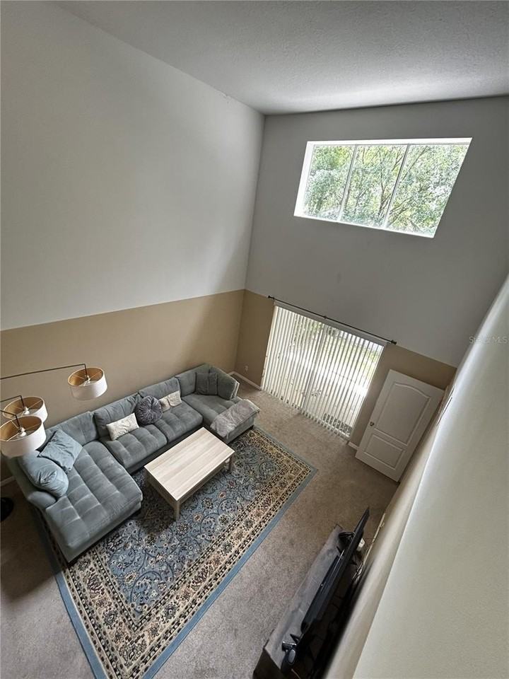 94 Chippendale Ter - Photo 4 of 15